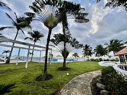 ON THE Caribbean SEA - Crystal Apartment