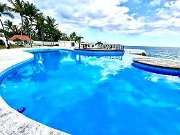 ON THE Caribbean SEA - Crystal Apartment
