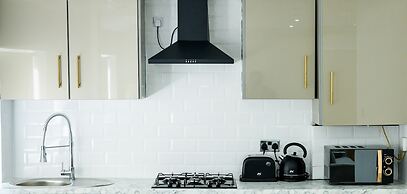 Inviting 1-bed House in Bradford