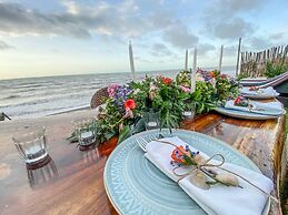 Amāra Beach Eco Hotel