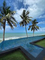 Amāra Beach Eco Hotel