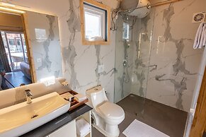 juSTa Luxe Rasa Retreat & Spa, Rishikesh