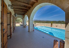 World Villa