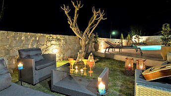 World Villa