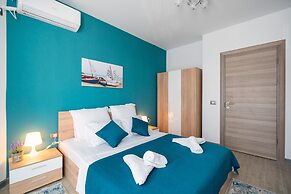 PROMENADA Alezzi Apartments