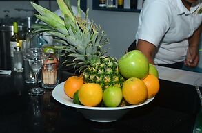Skylight Suites Restaurant Bar