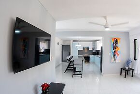 Skylight Suites Restaurant Bar