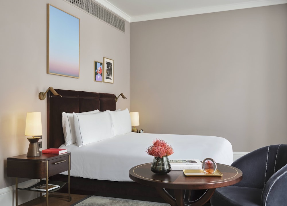 Rosewood Vienna