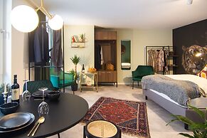 Astoria Apartments