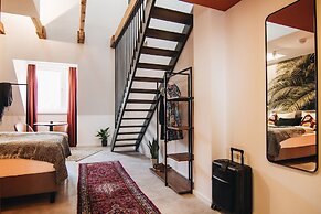 Astoria Apartments