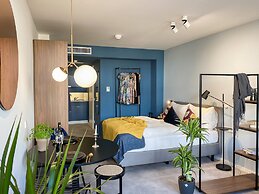 Astoria Apartments