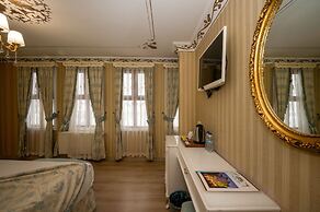 Villa Paradiso & Spa Hotel