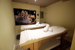 Villa Paradiso & Spa Hotel