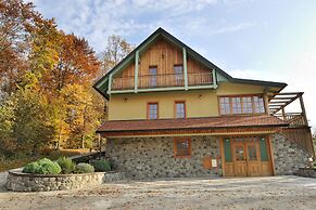 Villa Les With hot tub