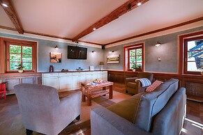 Villa Les With hot tub