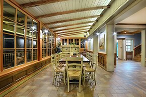 Villa Les With hot tub