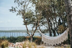 Maslina Resort