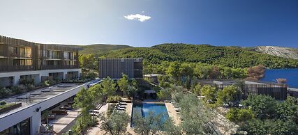 Maslina Resort