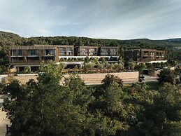 Maslina Resort