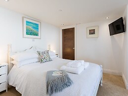 Hepworth Apartment