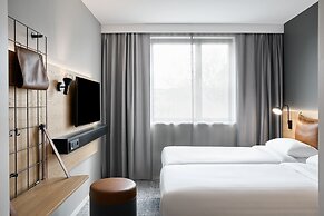 Moxy Bristol