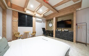 Cheonan DRAPA Hotel