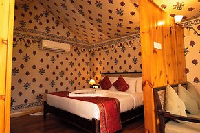 Om Vilas Benares, Varanasi