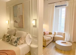 Honest Sevilla Apartments