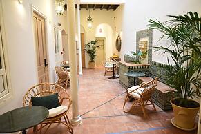 Honest Sevilla Apartments