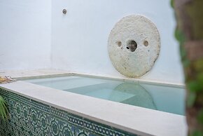 Honest Sevilla Apartments