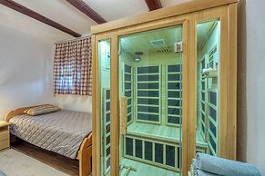 Merry's Spa & Relax House