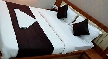 Hotel Grand Royal