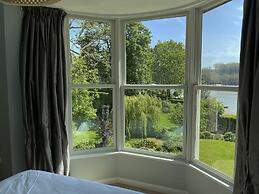 Riverside Idyll - the Perfect Cornish Sanctuary