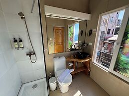 AYCA La Flora Hotel Boutique