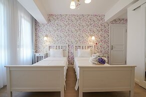 Gelincik Otel