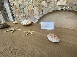 Aelia Luxury Suites