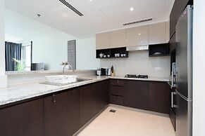 Lux BnB  Dubai Creek Harbour BLVD Views