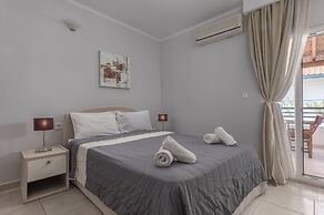 Adonis Hotel