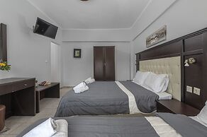 Adonis Hotel
