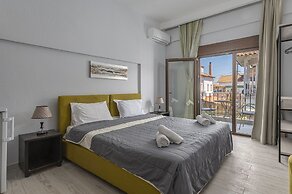 Adonis Hotel