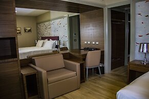 Kairos Resort