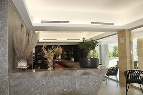 Kairos Resort