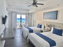 Cancun Plaza - Best Beach