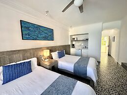 Cancun Plaza - Best Beach