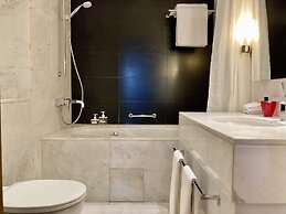 SuperHost- Classy Apt With Incredible Partial Fountain View I Address 
