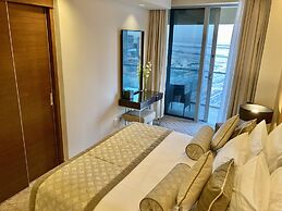SuperHost- Classy Apt With Incredible Partial Fountain View I Address 