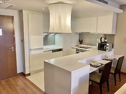 SuperHost- Classy Apt With Incredible Partial Fountain View I Address 