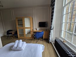 The National Hotel