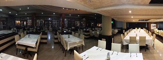Hotel Theranda