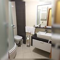 Hotel Theranda